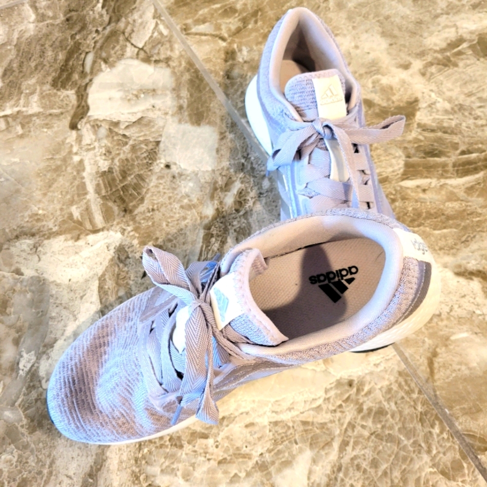 Size 9 Adidas shoes